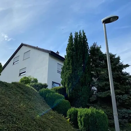 Stuttgart-townhouse Fully Furnished W Garden * Stuttgart
